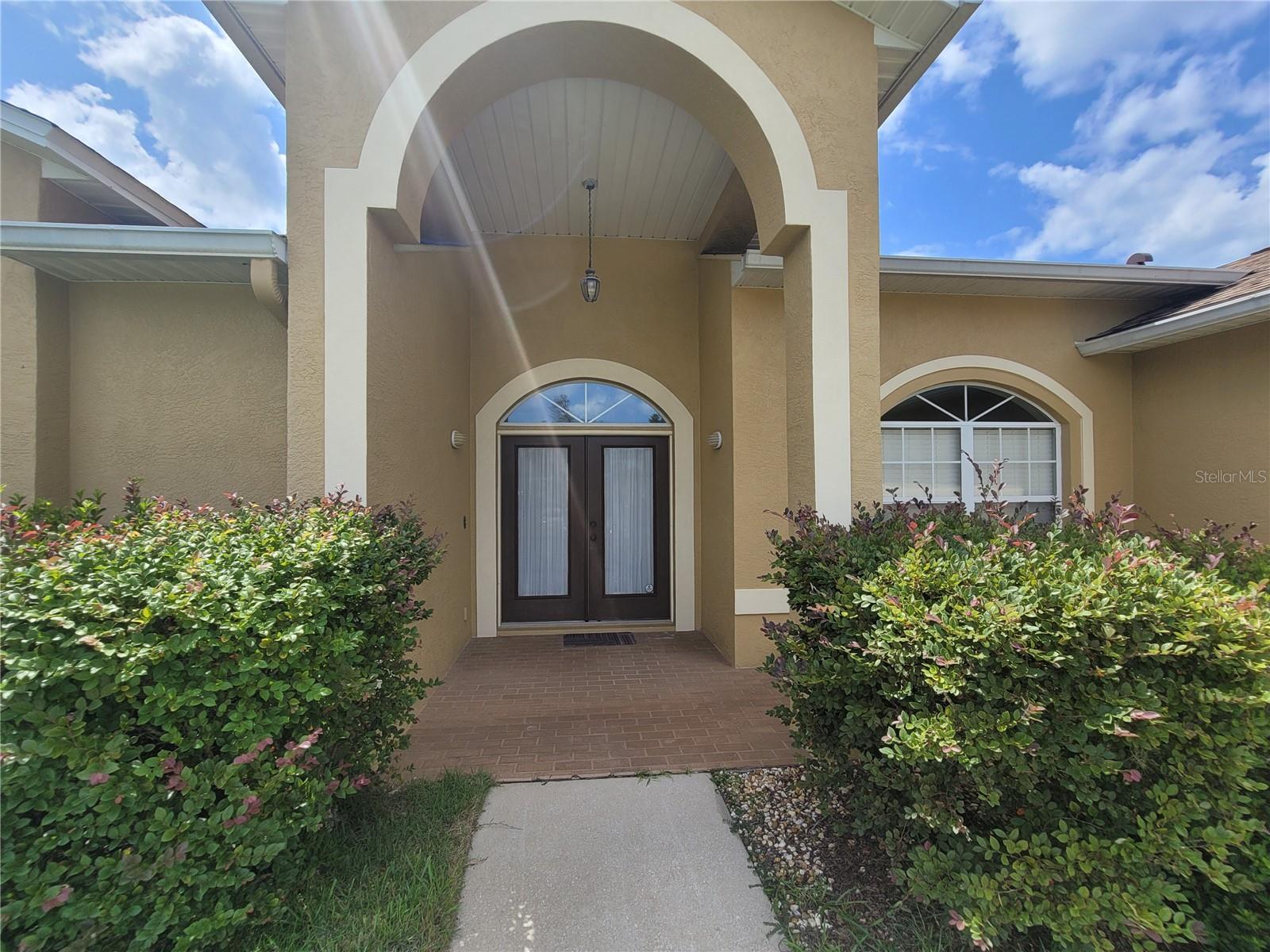 Image 2 of 22 For 165 Frontier Drive