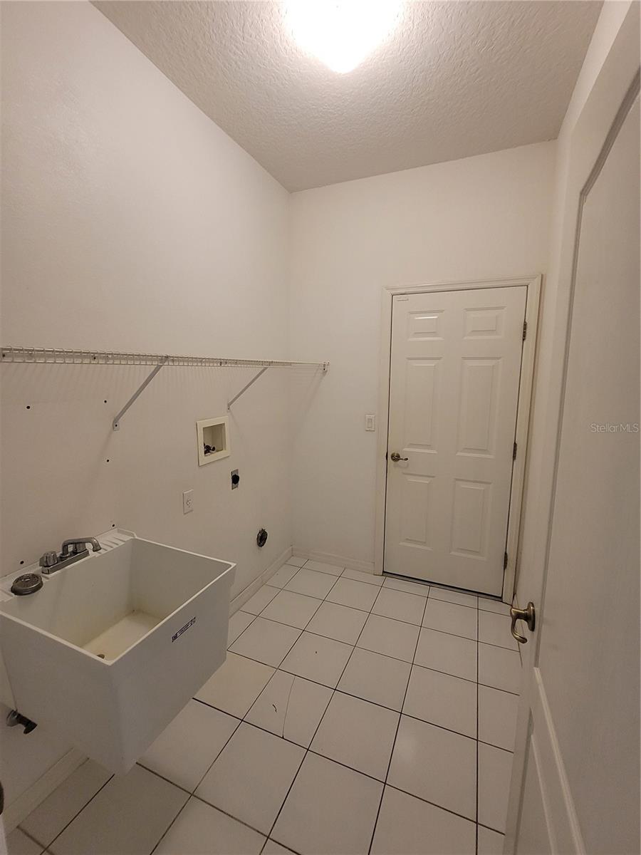 Image 20 of 22 For 165 Frontier Drive