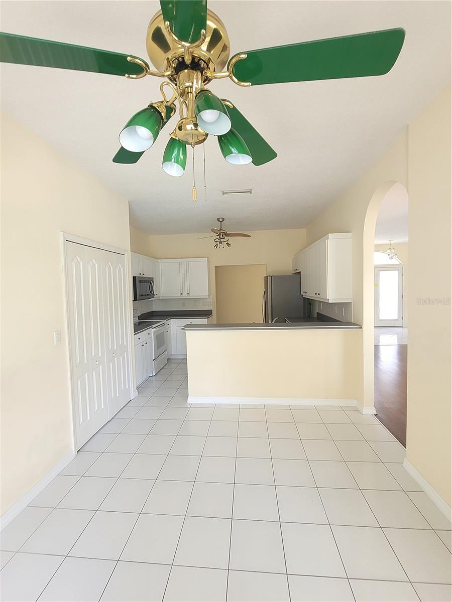 Image 7 of 22 For 165 Frontier Drive