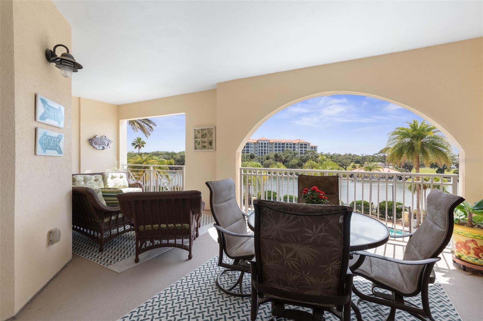 Image 21 of 74 For 102 Yacht Harbor Drive 371
