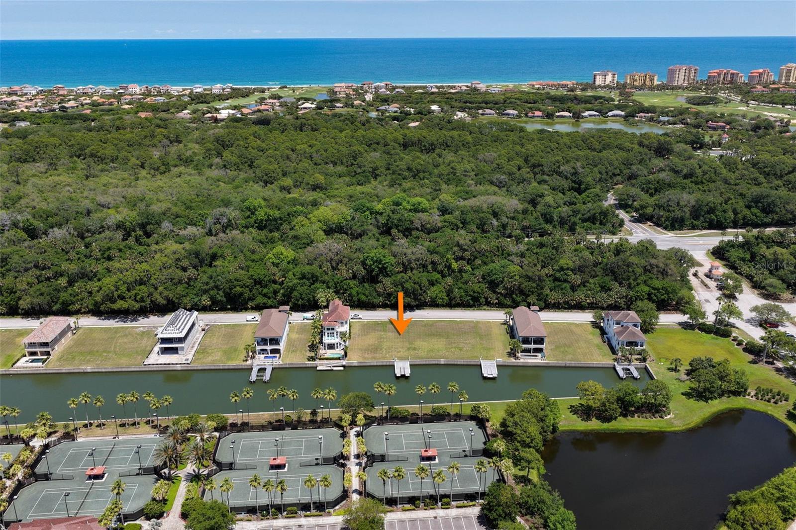 Image 11 of 55 For 216 Harbor Village Point N