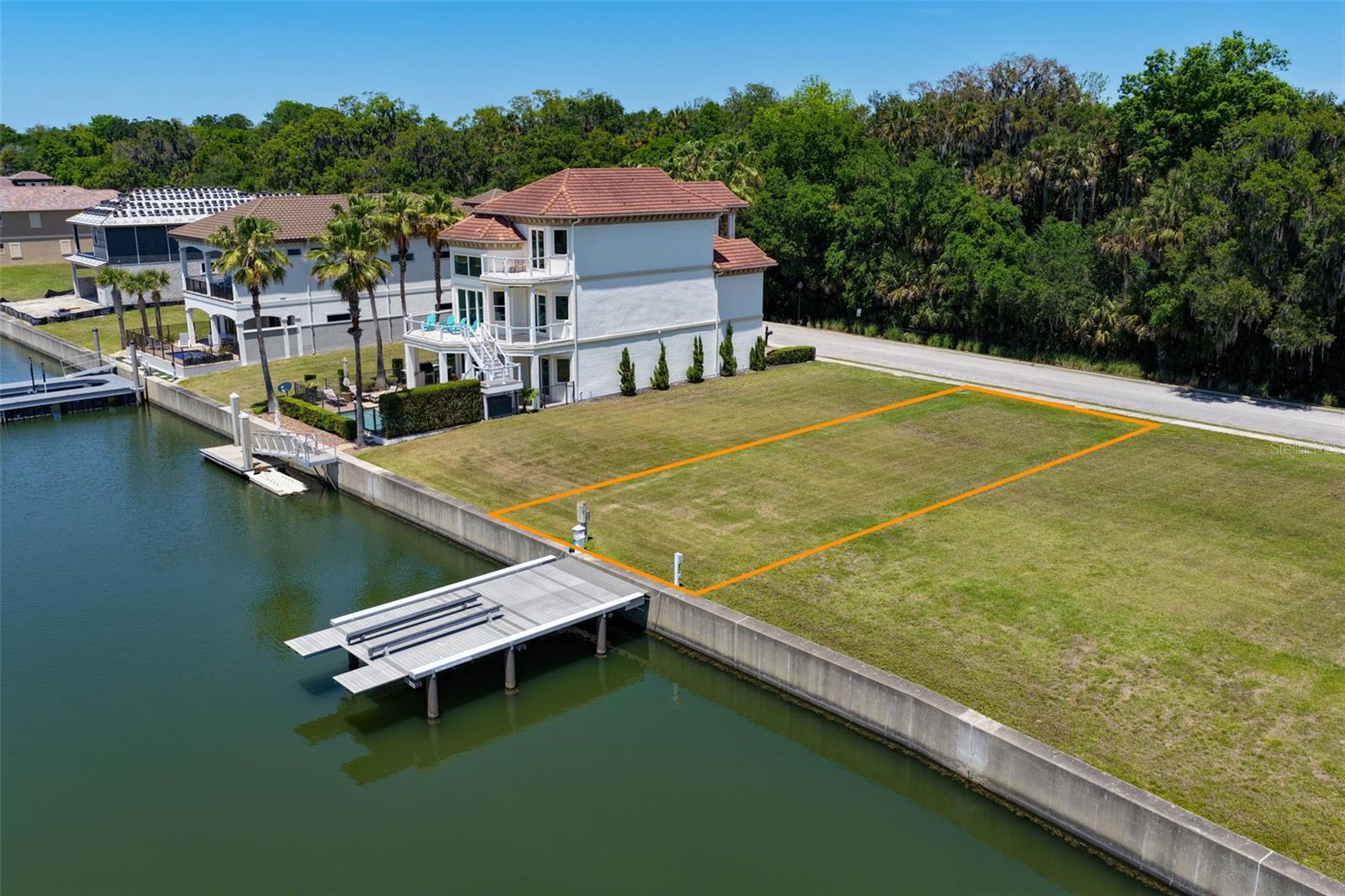 Image 2 of 55 For 216 Harbor Village Point N
