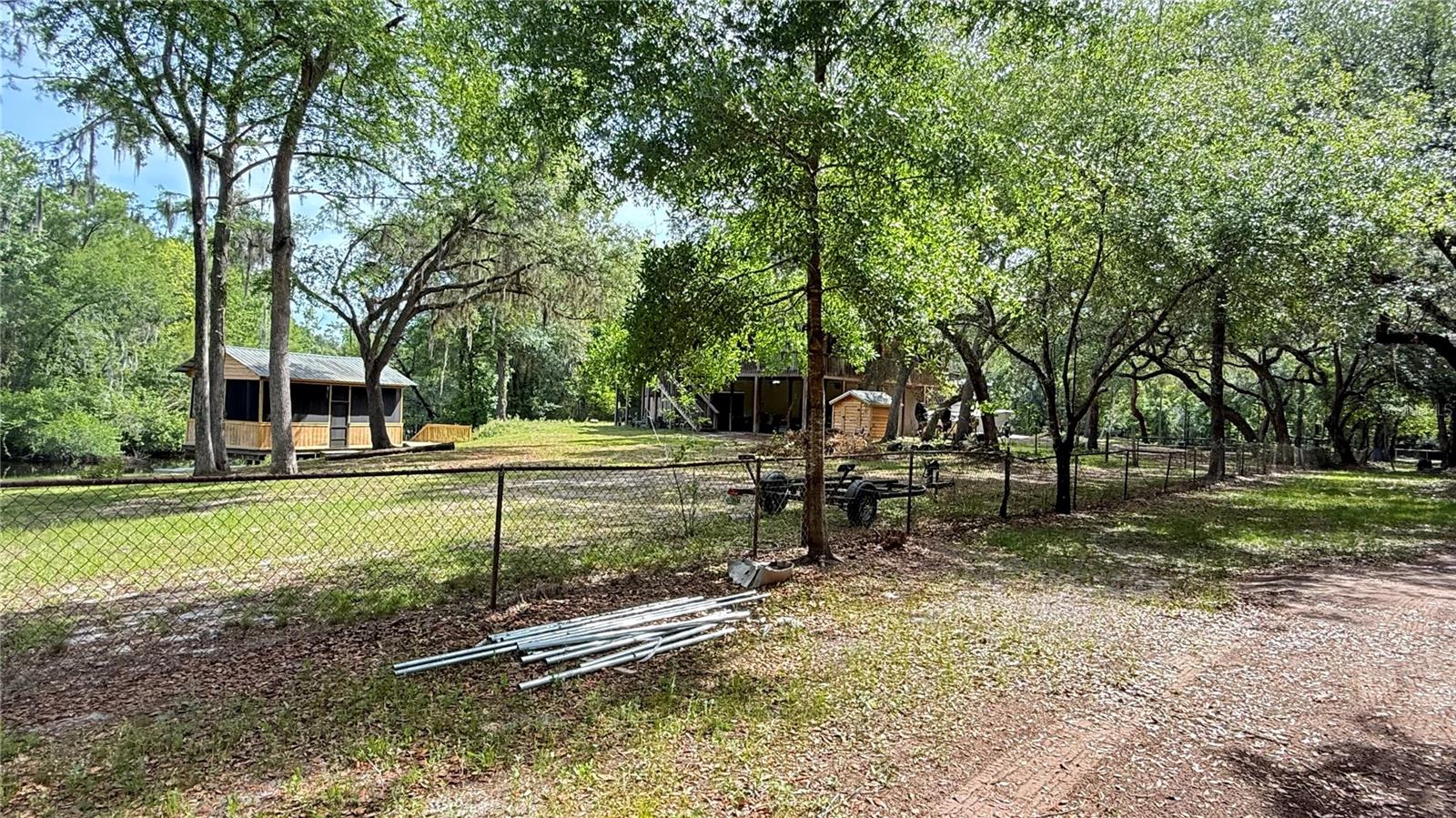 Image 20 of 48 For 2905 Creek Street