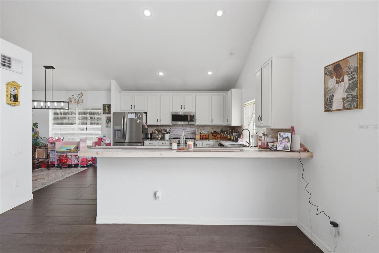 Image 11 of 31 For 7800 Saint Giles Place