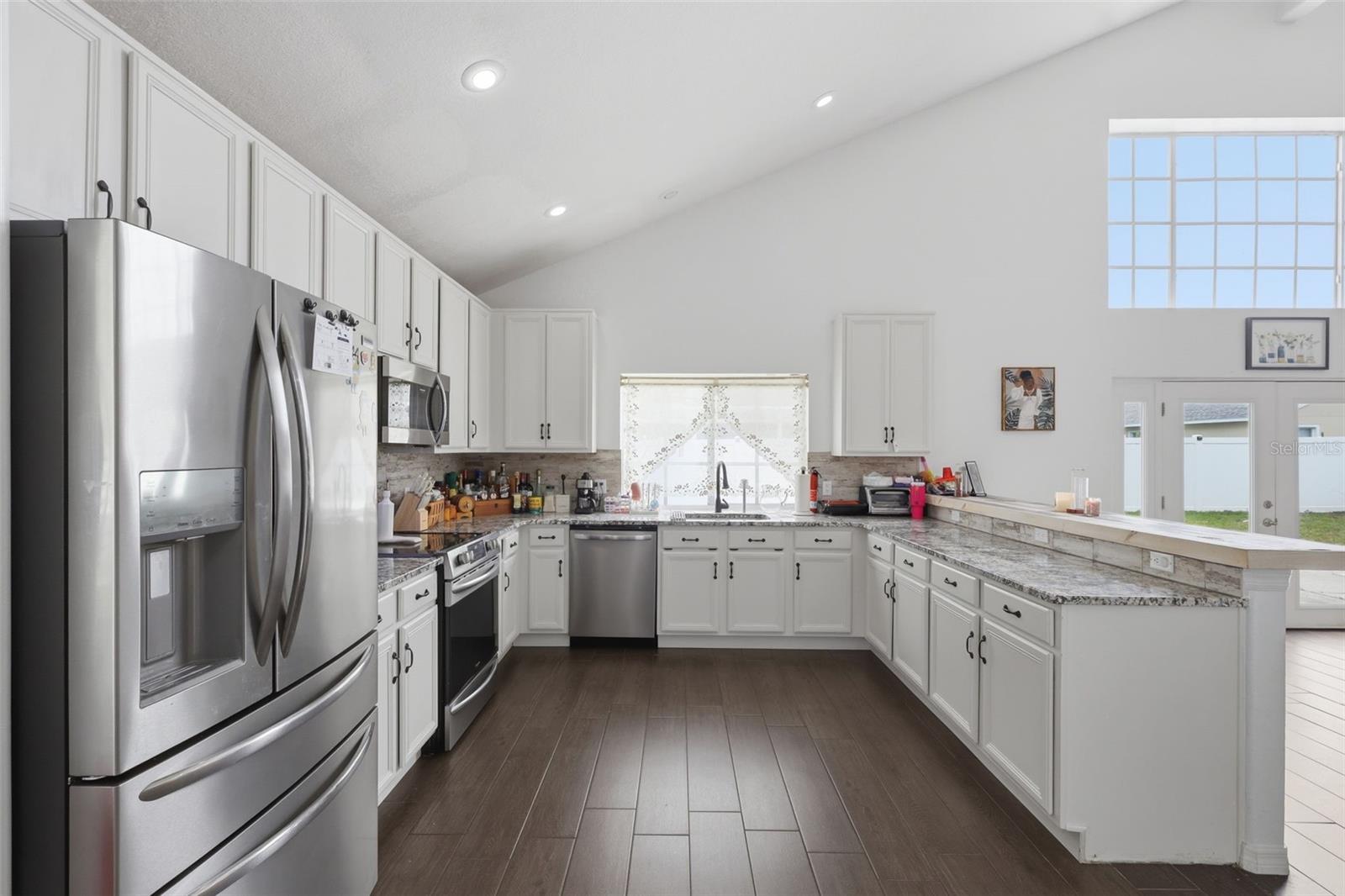 Image 9 of 31 For 7800 Saint Giles Place