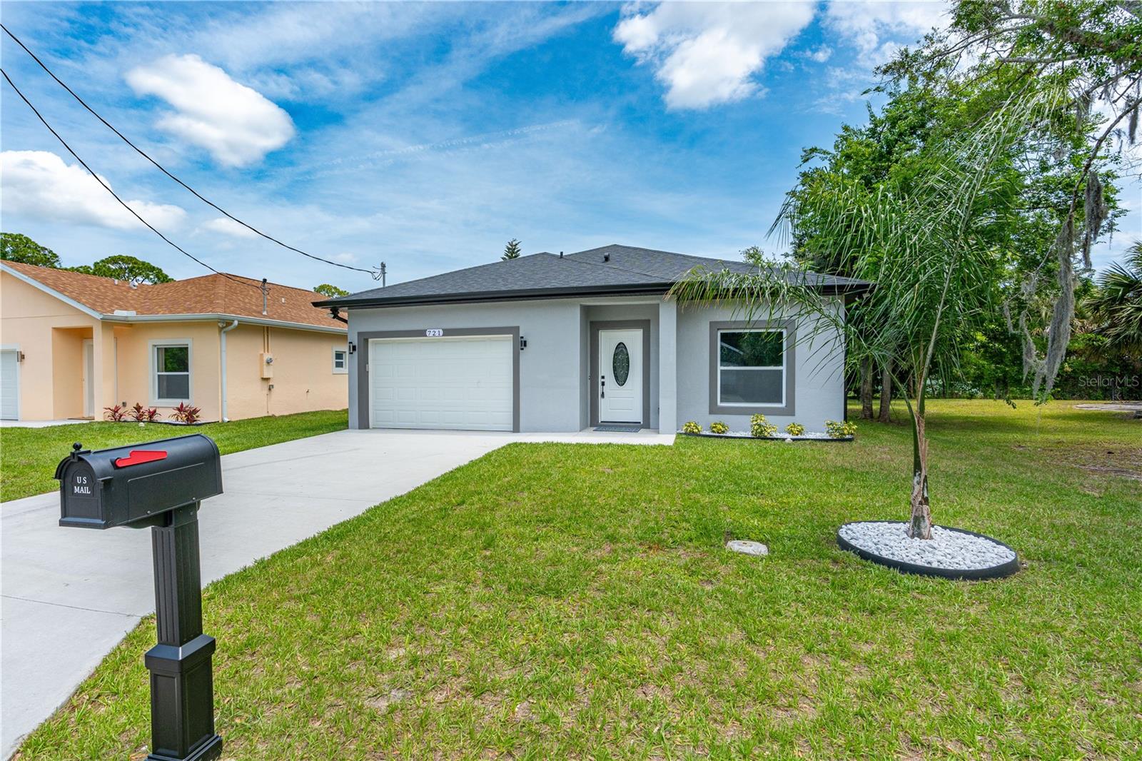 Image 32 of 38 For 721 Indiana Street