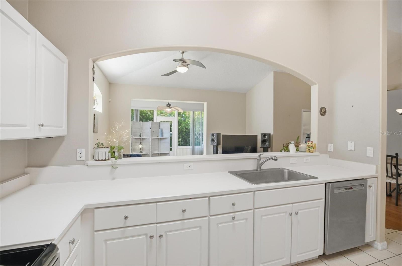 Image 15 of 44 For 79 Veranda Way 67