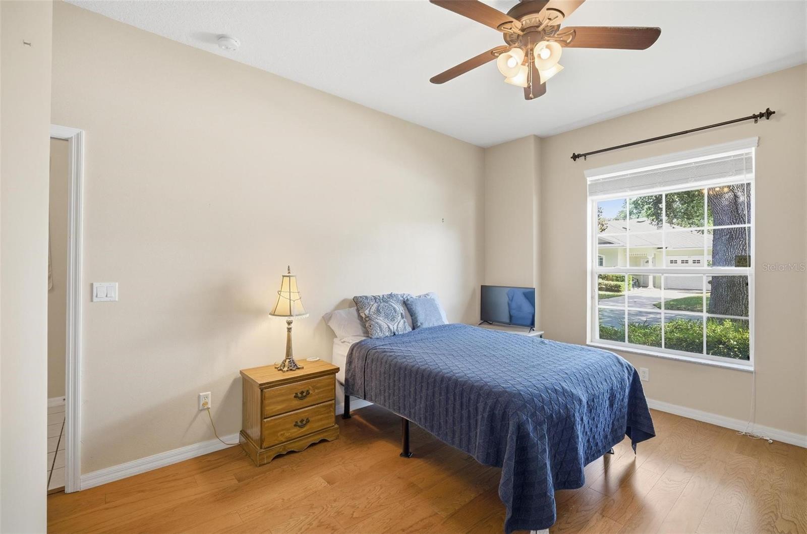Image 22 of 44 For 79 Veranda Way 67