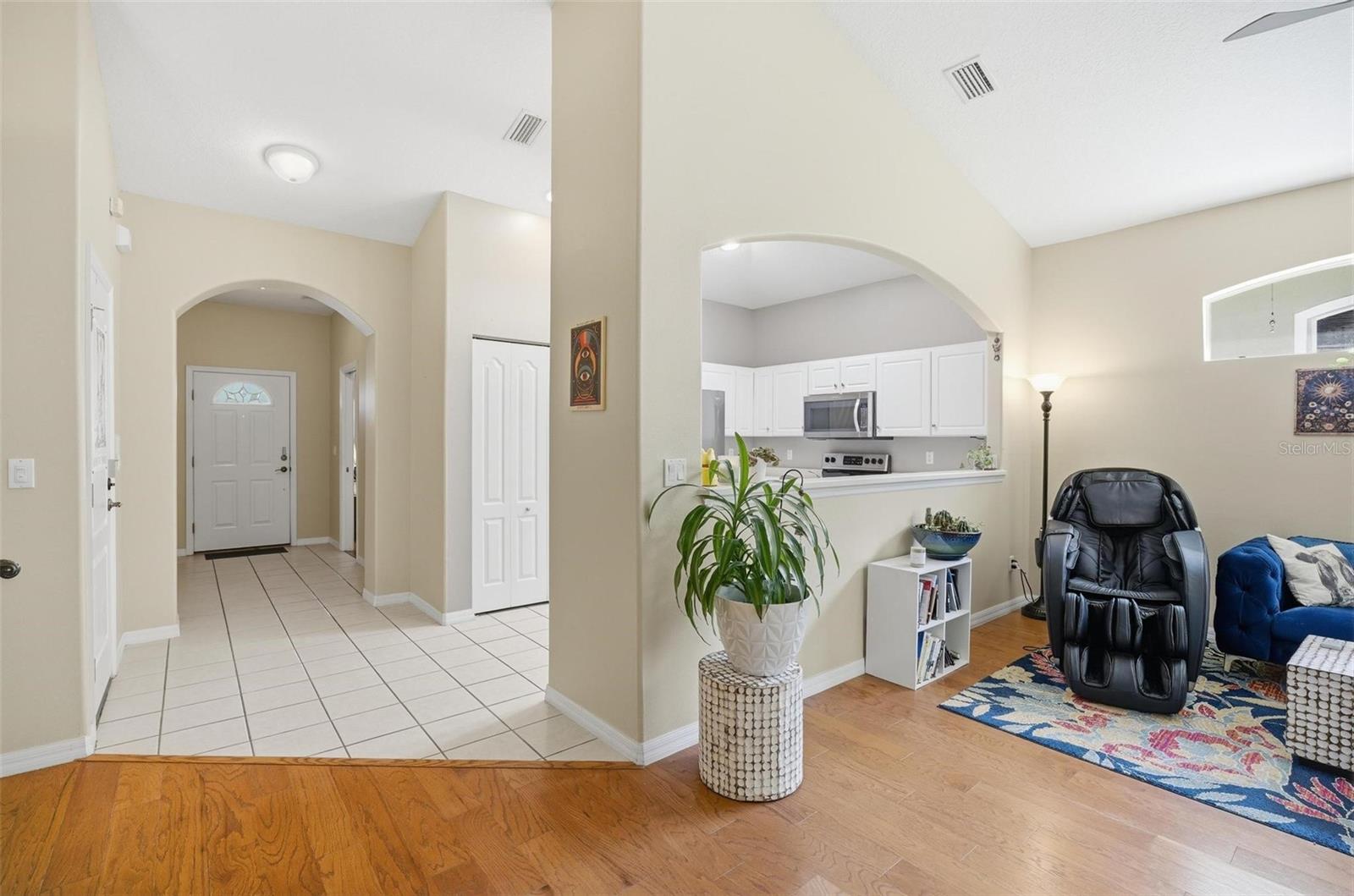Image 7 of 44 For 79 Veranda Way 67