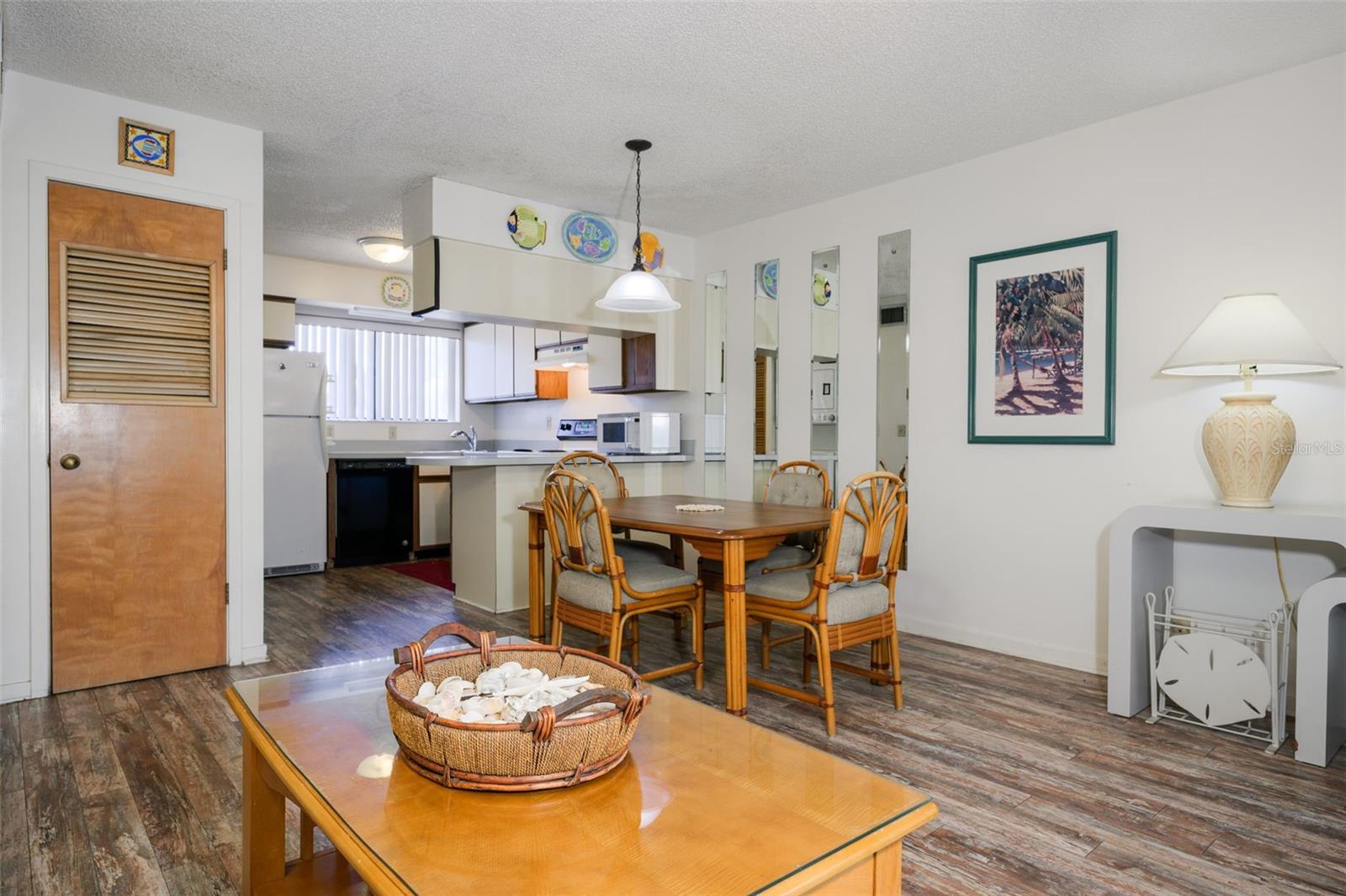 Image 6 of 33 For 130 Ocean Hibiscus Drive 204