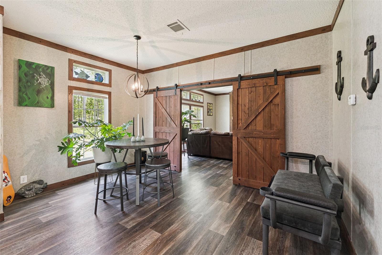 Image 16 of 45 For 9740 Ebert Avenue