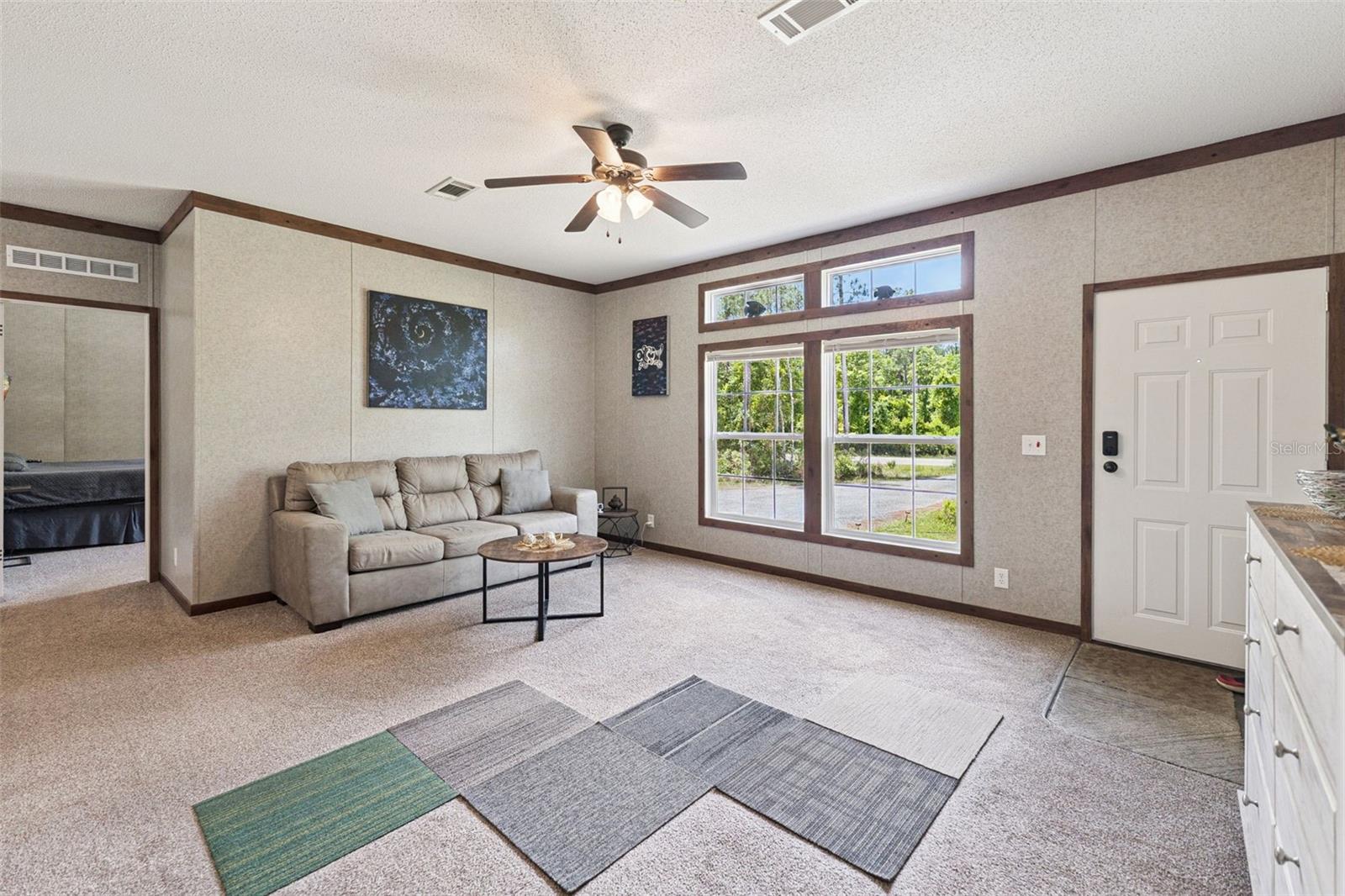 Image 5 of 45 For 9740 Ebert Avenue