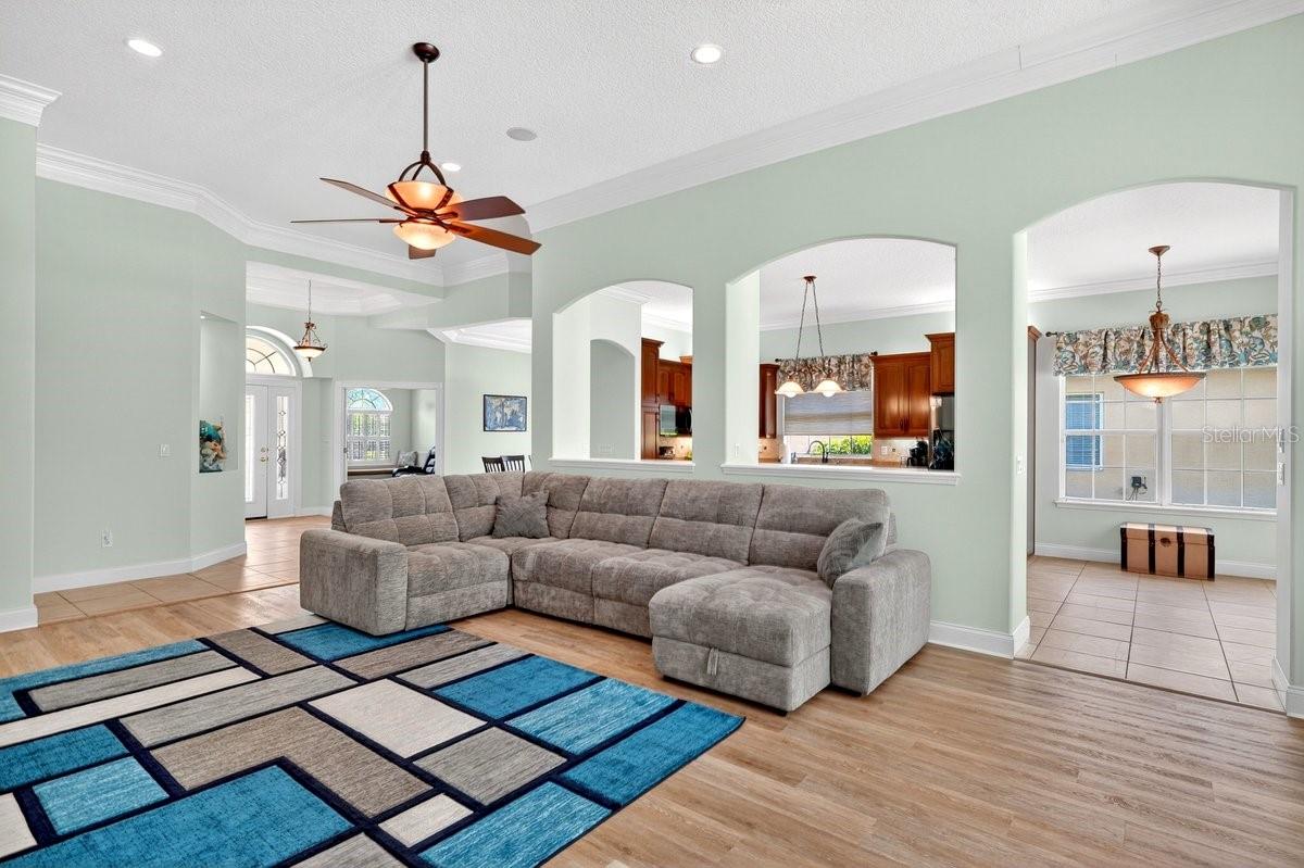 Image 33 of 56 For 3428 Rexford Circle