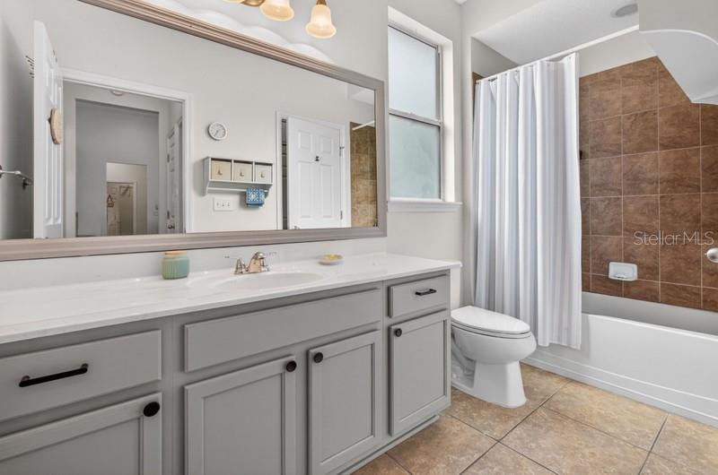 Image 10 of 17 For 123 Frontera Drive