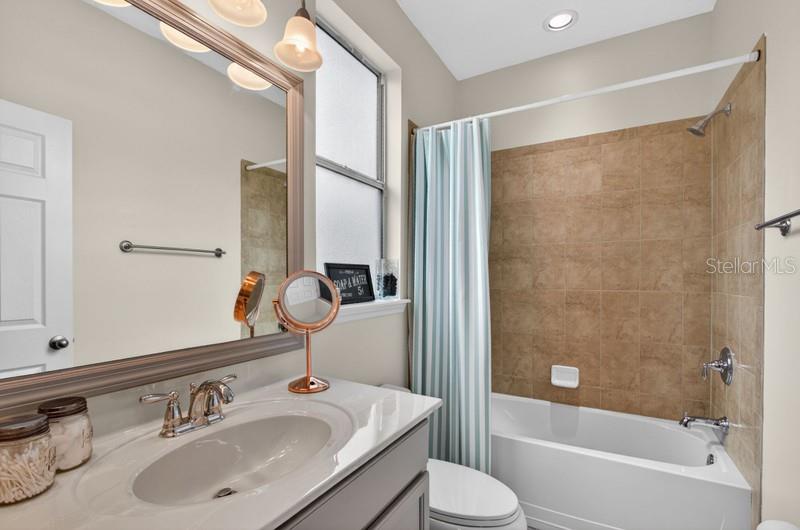 Image 8 of 17 For 123 Frontera Drive