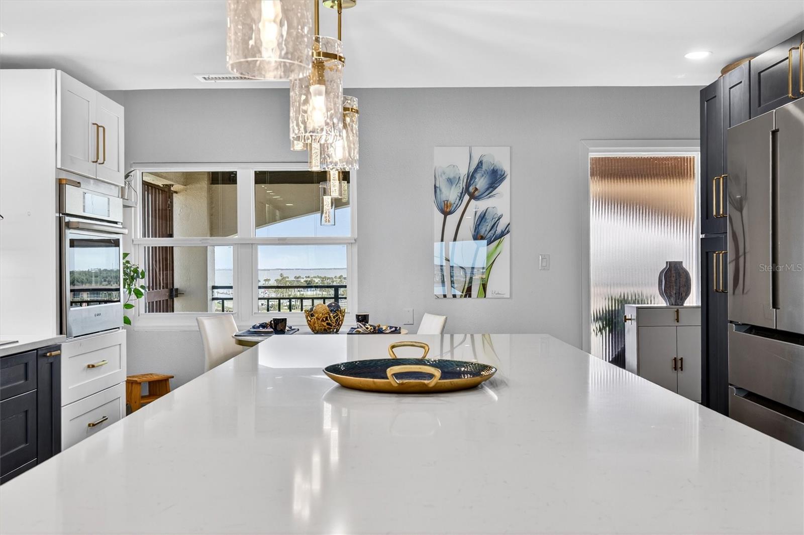 Image 18 of 94 For 661 Marina Point Drive 661