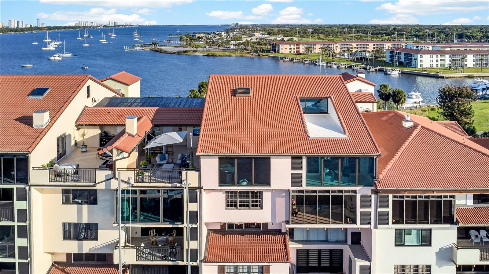 Image 2 of 94 For 661 Marina Point Drive 661