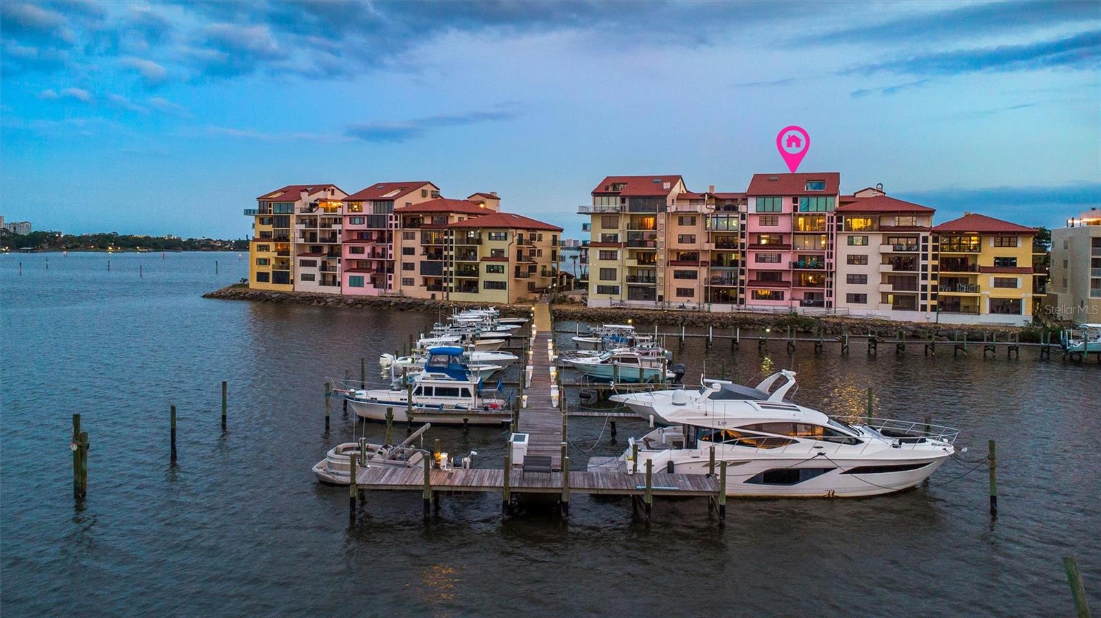 Image 4 of 94 For 661 Marina Point Drive 661