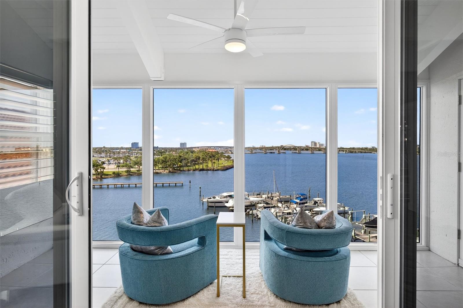 Image 43 of 94 For 661 Marina Point Drive 661