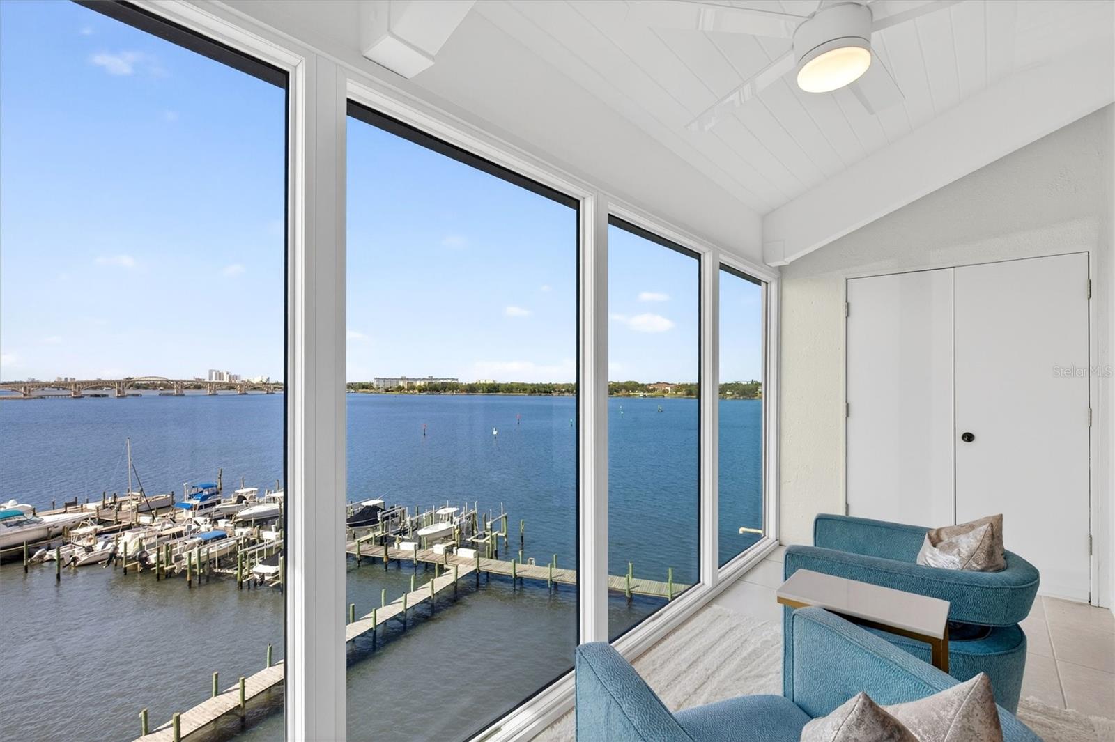 Image 45 of 94 For 661 Marina Point Drive 661