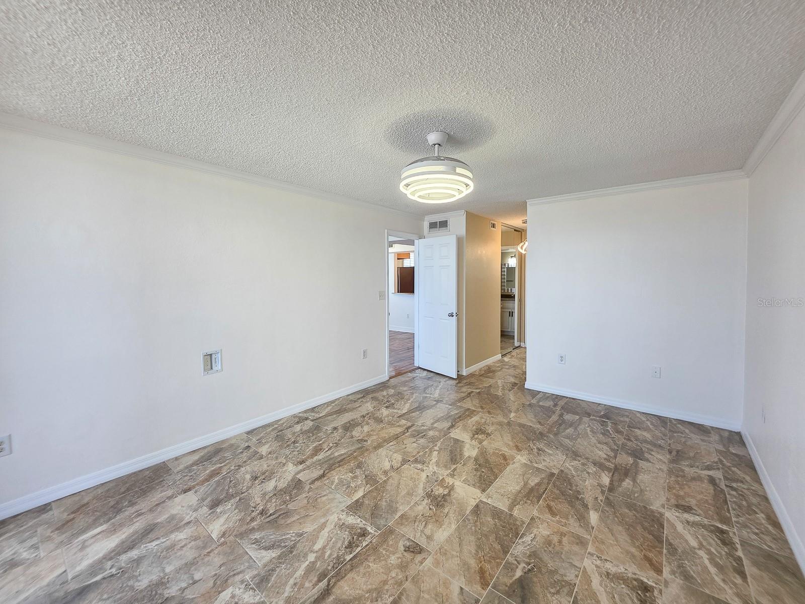 Image 19 of 43 For 3360 Ocean Shore Boulevard 3040