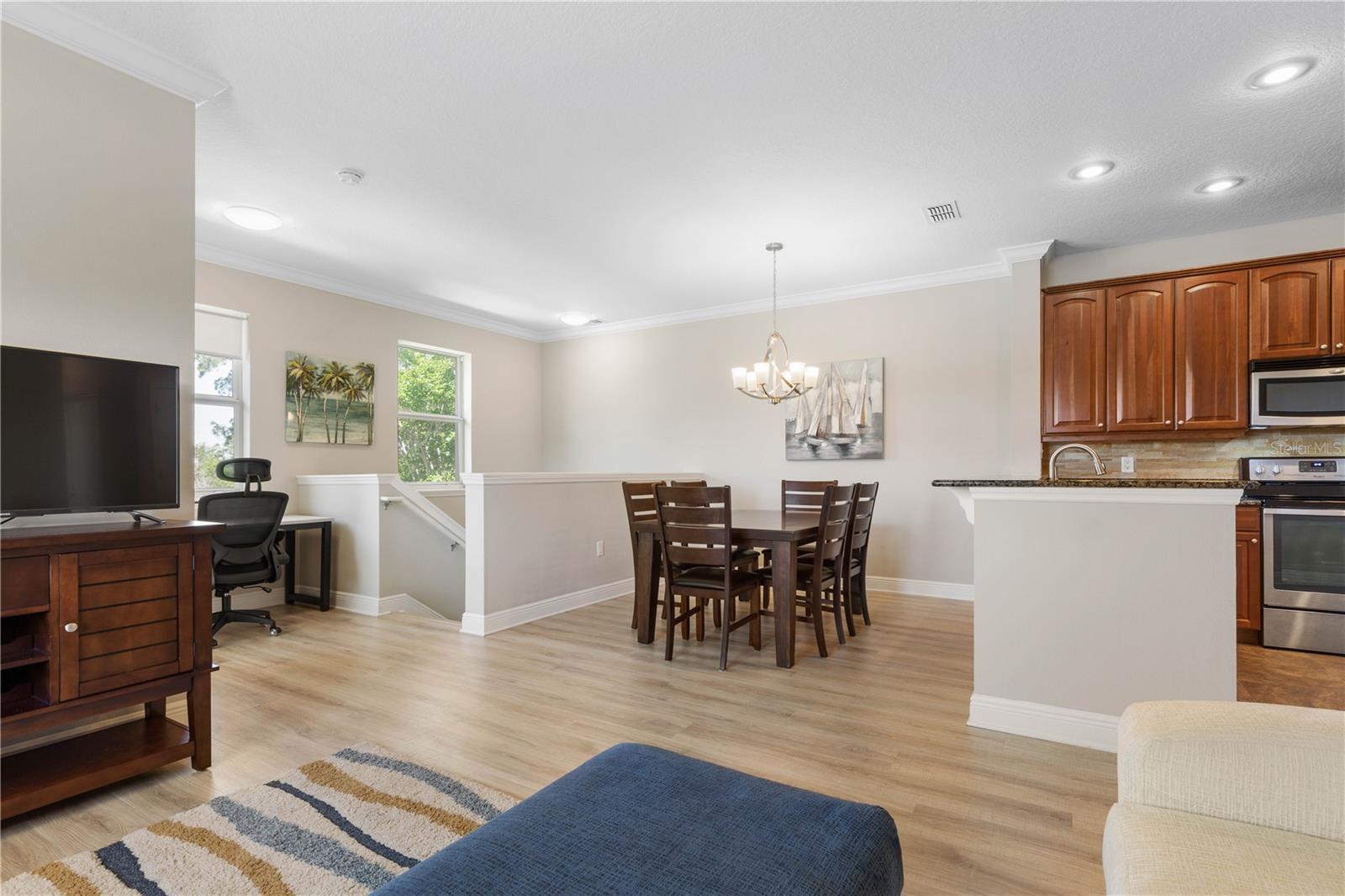Image 19 of 85 For 80 Riverview Bend S 821