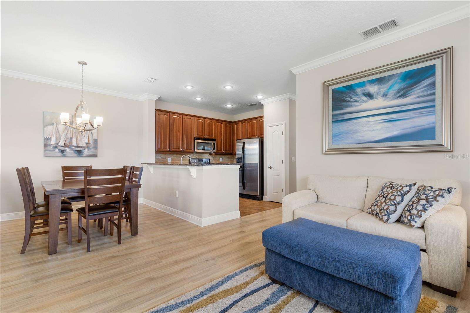 Image 20 of 85 For 80 Riverview Bend S 821