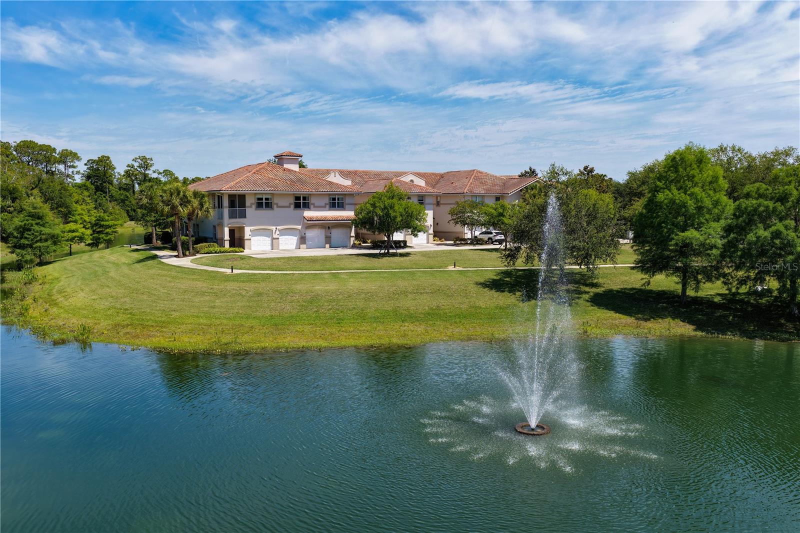 Image 44 of 85 For 80 Riverview Bend S 821