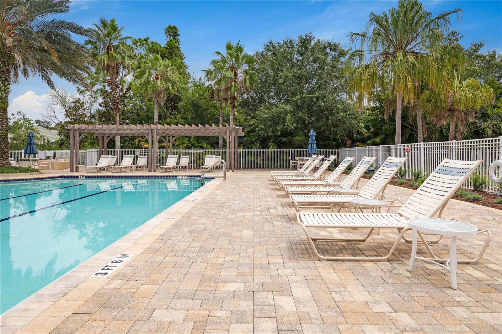 Image 56 of 85 For 80 Riverview Bend S 821