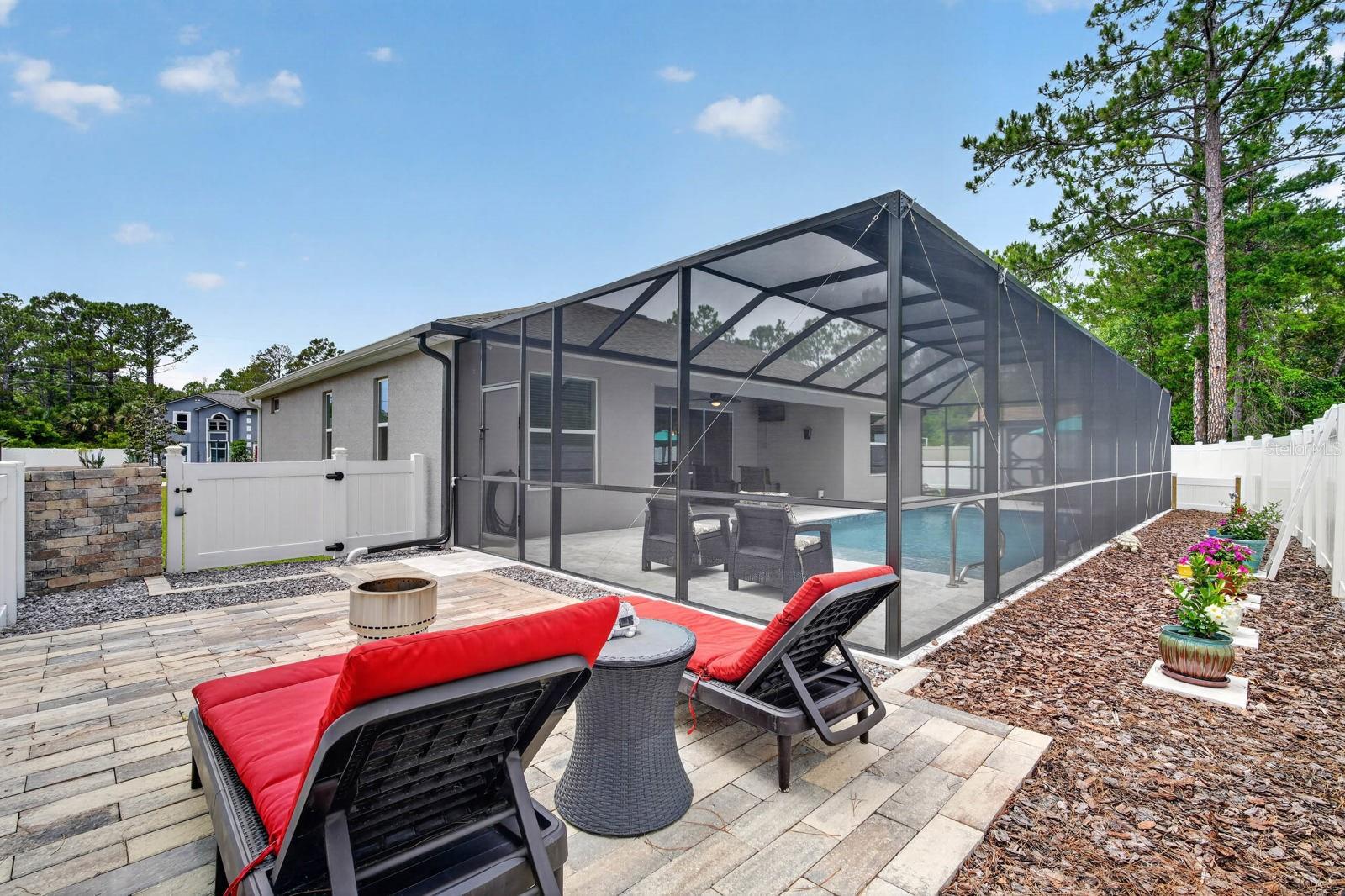 Image 38 of 53 For 14 Seville Place