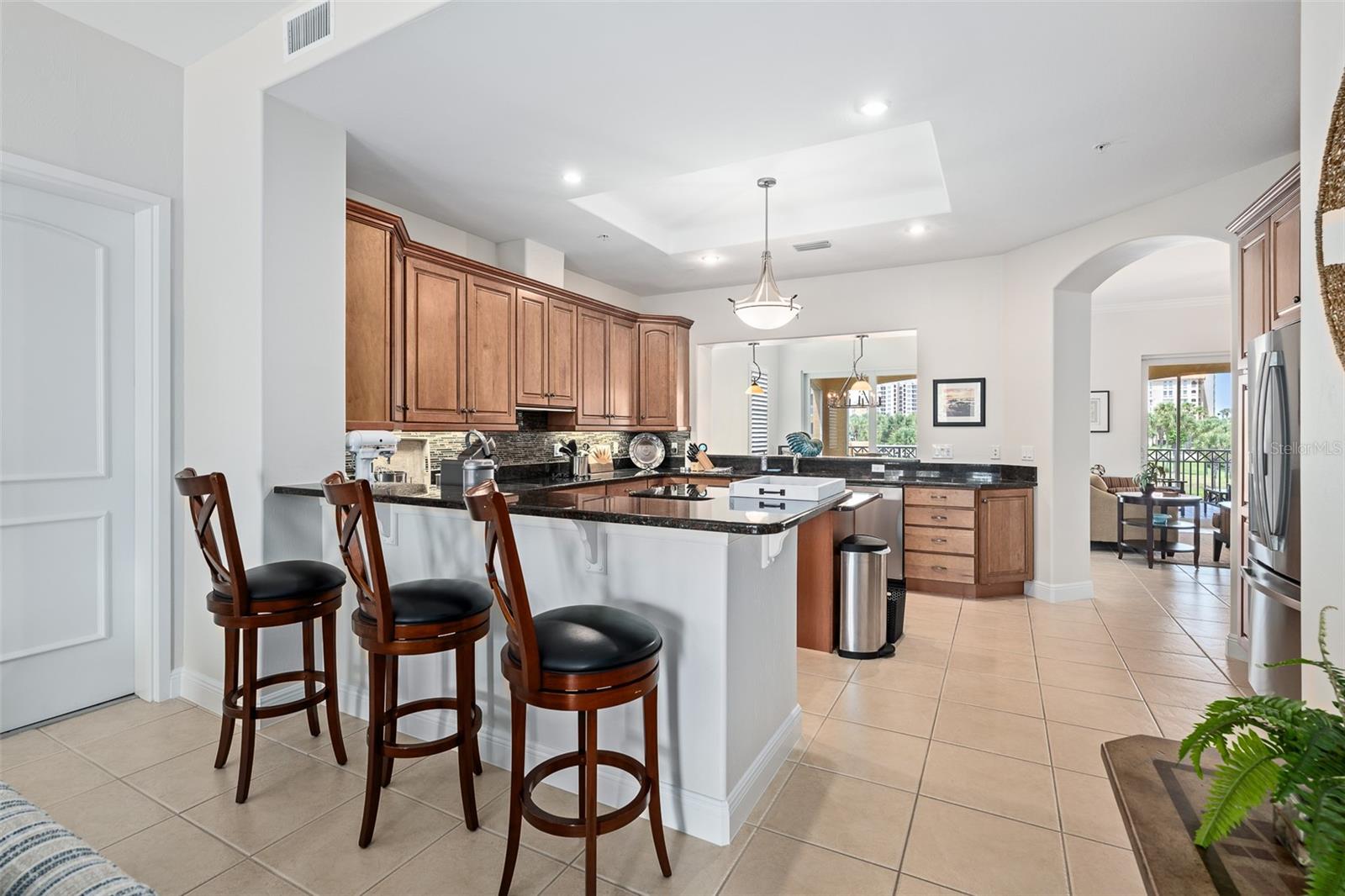 Image 13 of 49 For 165 Avenue De La Mer  402