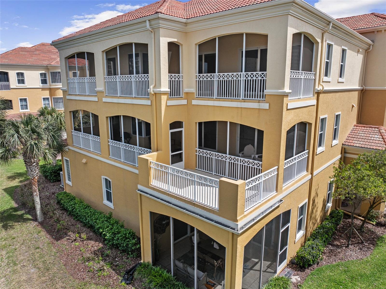 Image 40 of 49 For 165 Avenue De La Mer  402