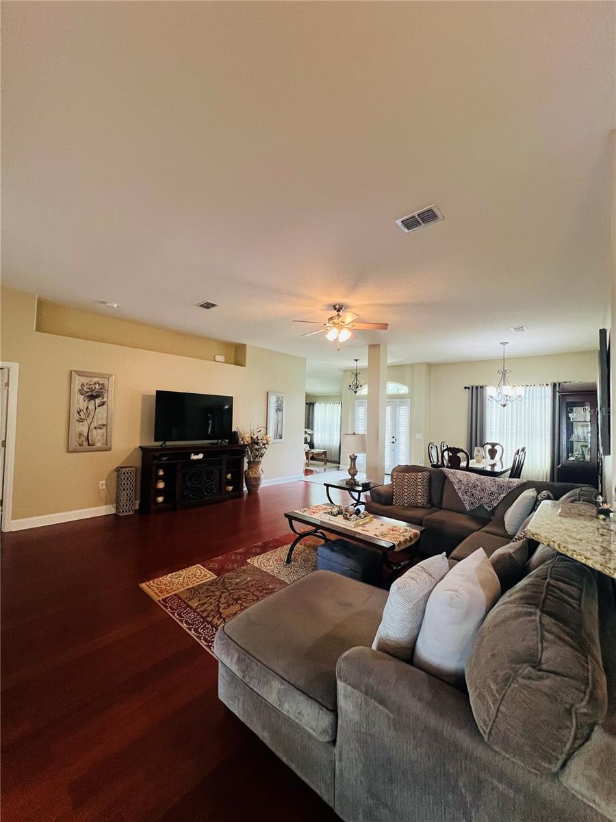Image 11 of 38 For 36 Woodbury Drive
