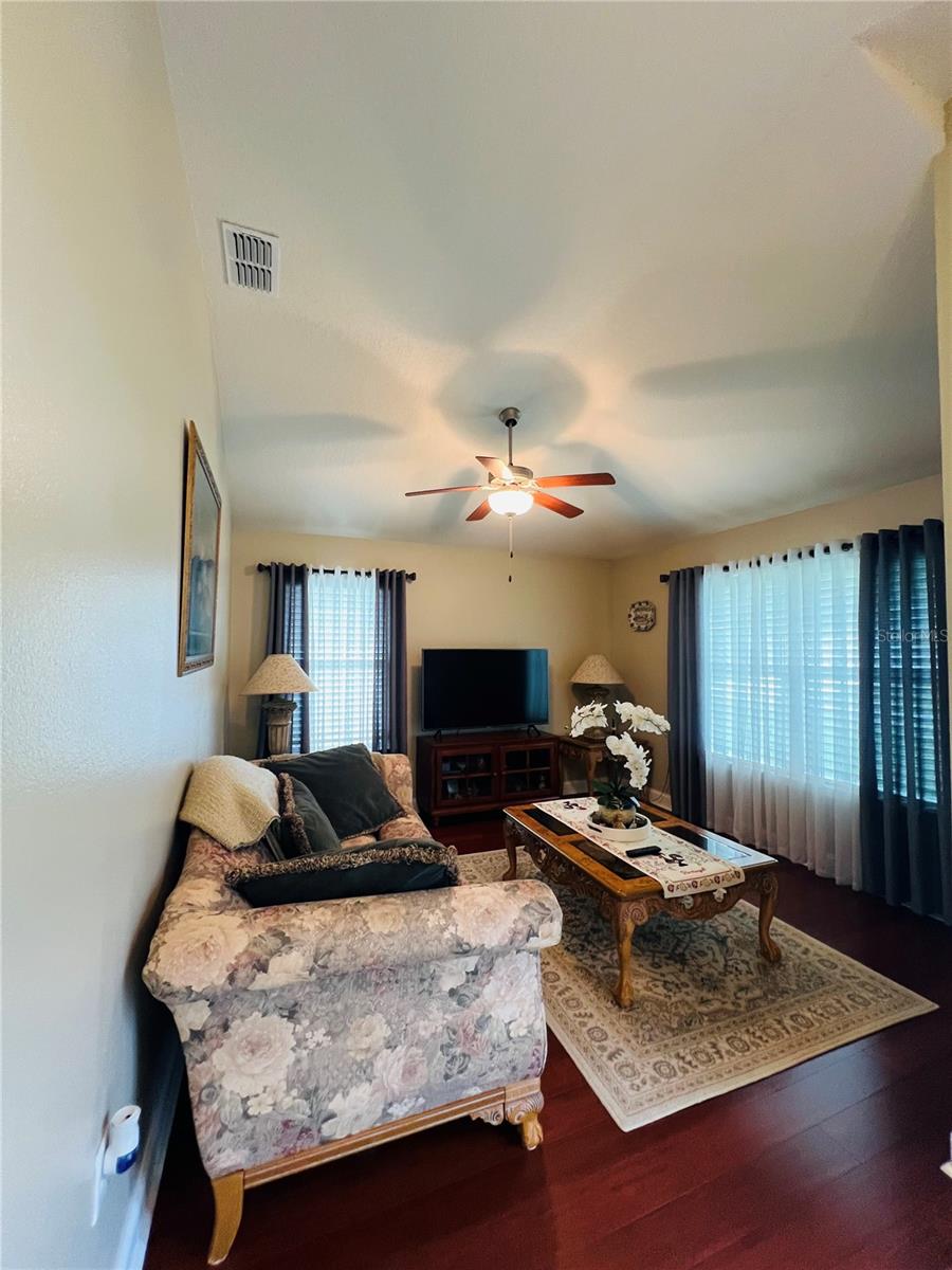 Image 4 of 38 For 36 Woodbury Drive