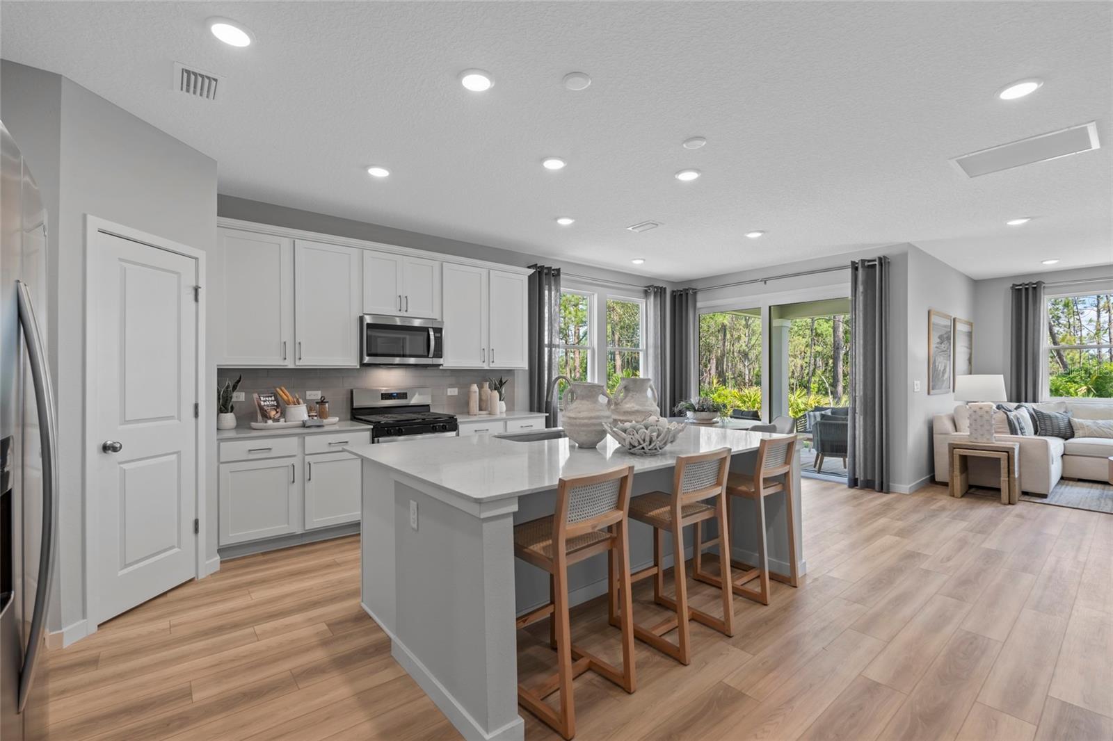 Image 11 of 27 For 23 Perseus Avenue