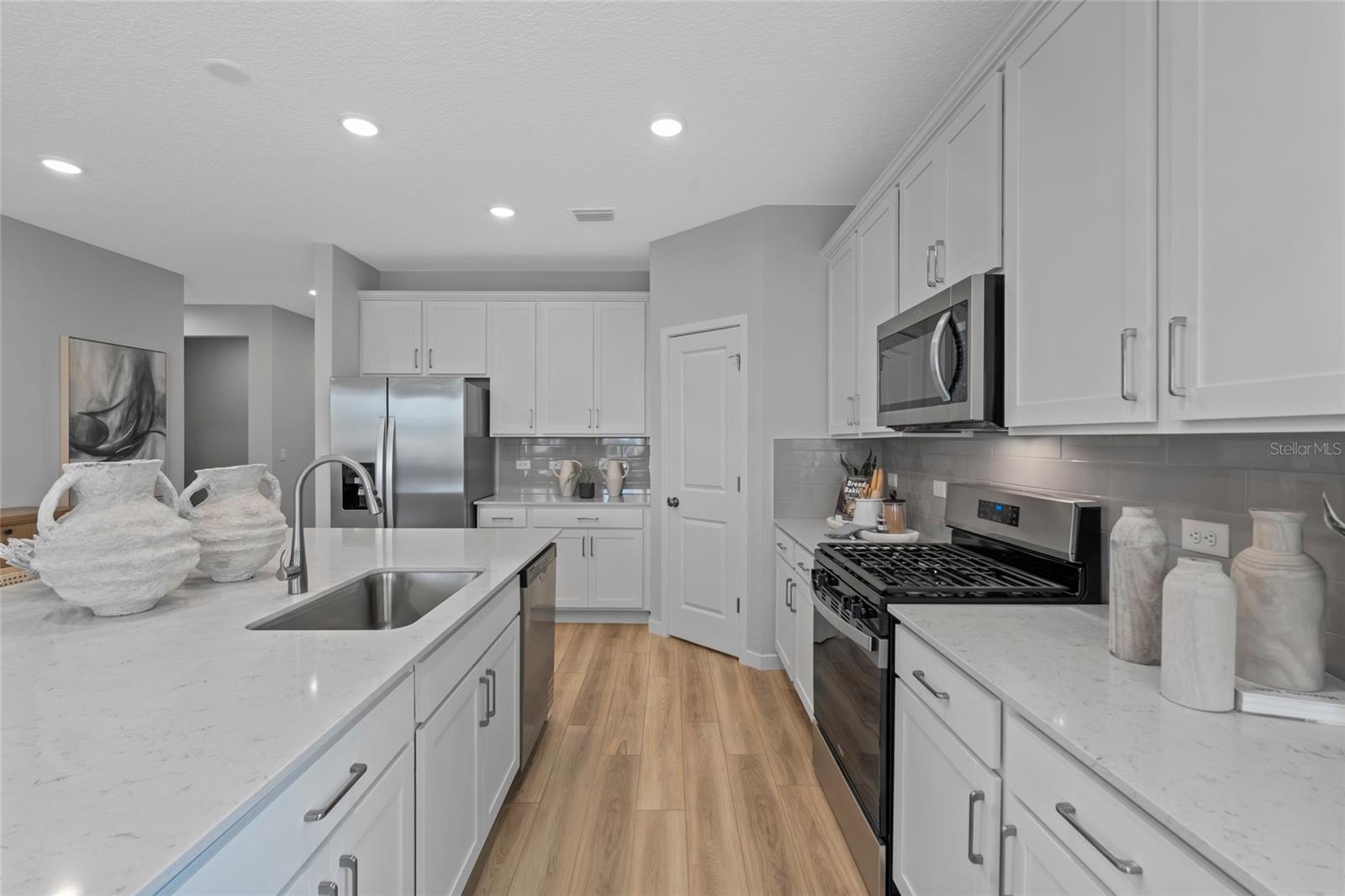 Image 12 of 27 For 23 Perseus Avenue