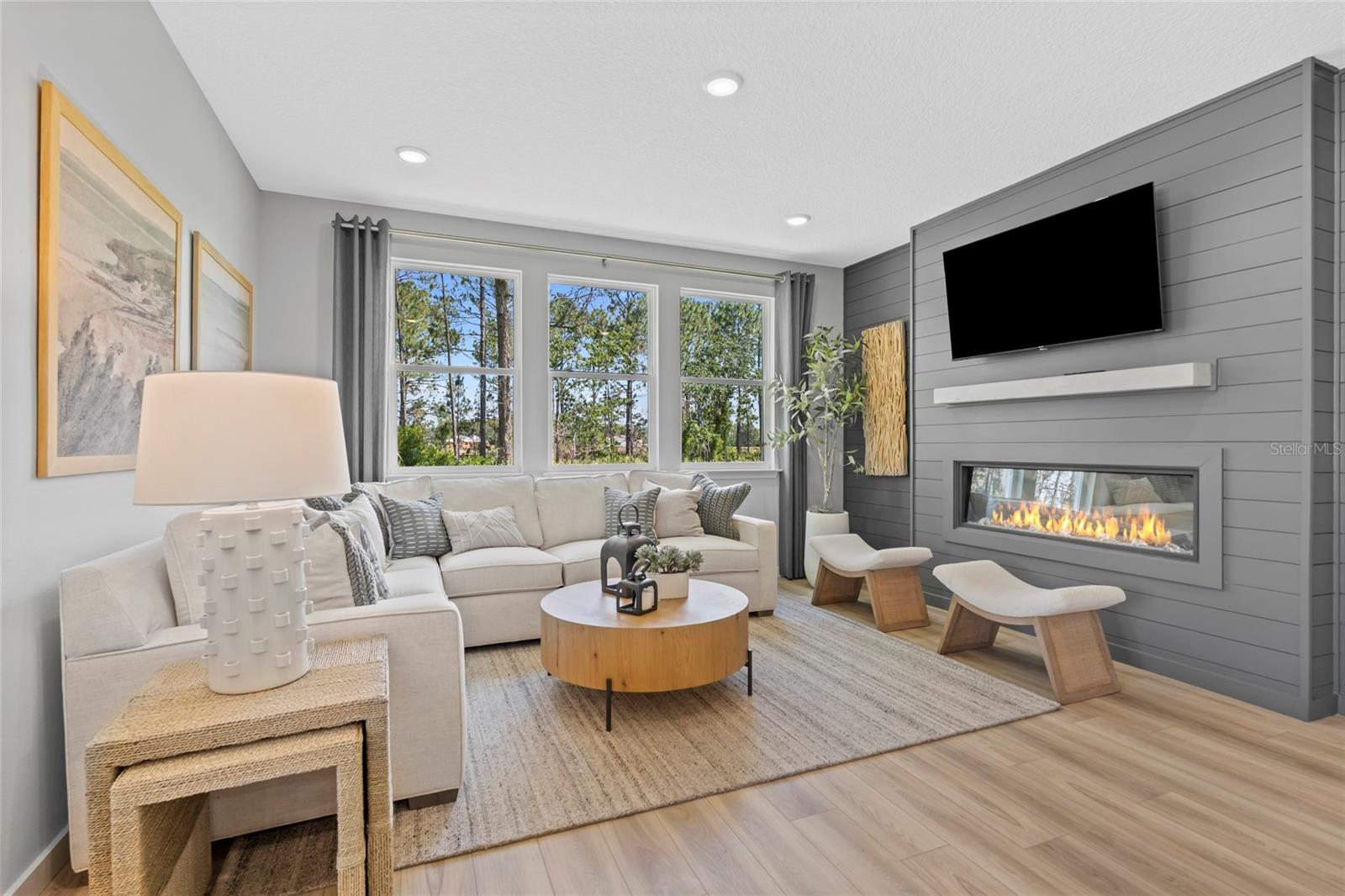 Image 15 of 27 For 23 Perseus Avenue