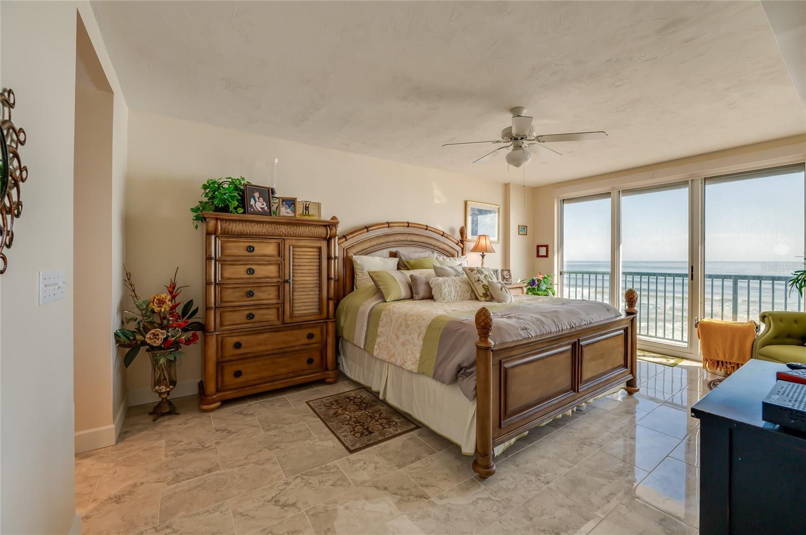 Image 17 of 31 For 4555 Atlantic Avenue 4304