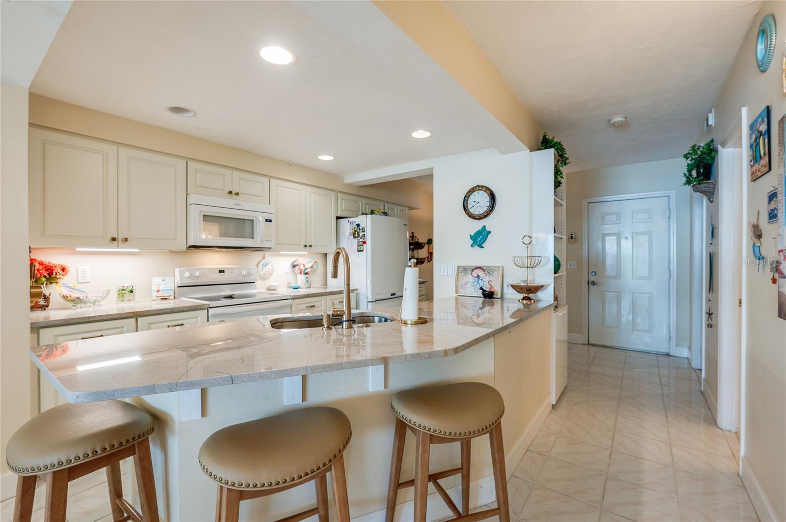 Image 8 of 31 For 4555 Atlantic Avenue 4304