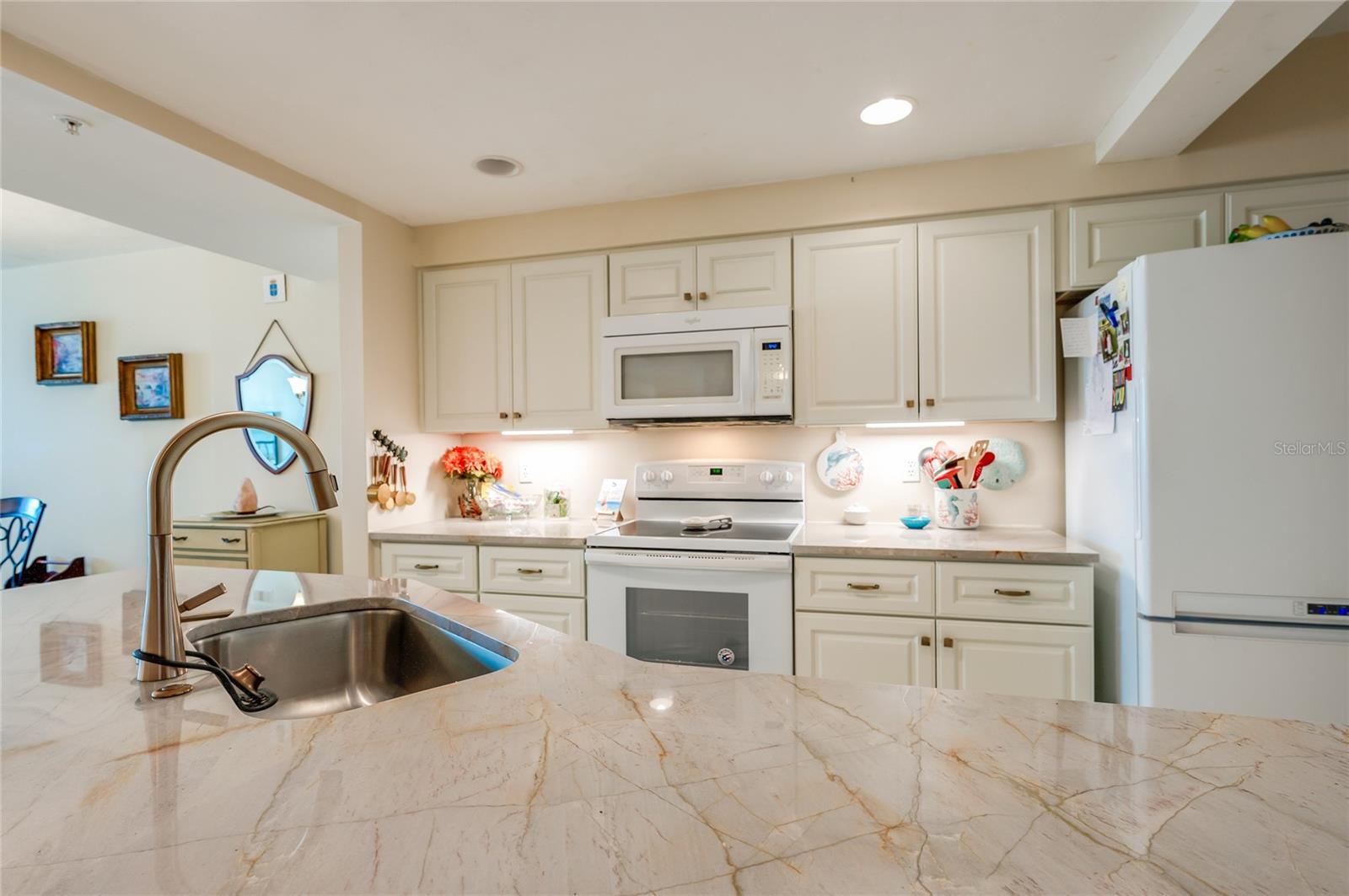 Image 9 of 31 For 4555 Atlantic Avenue 4304