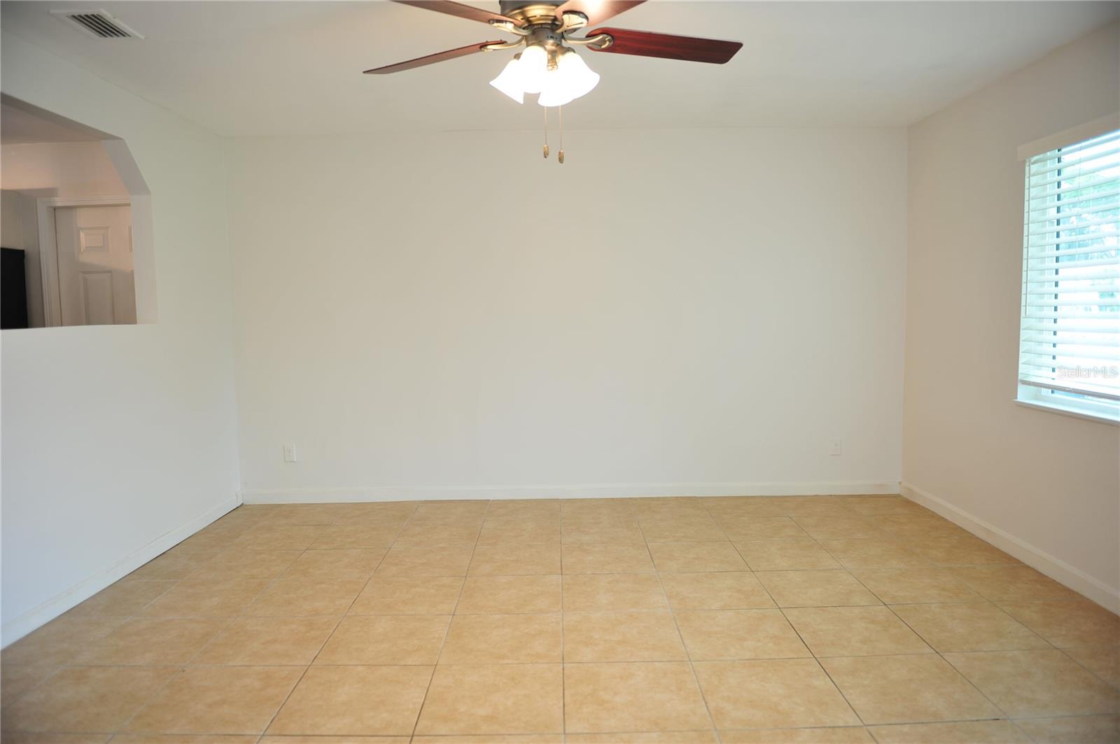 Image 15 of 38 For 1313 Queen Palm Drive