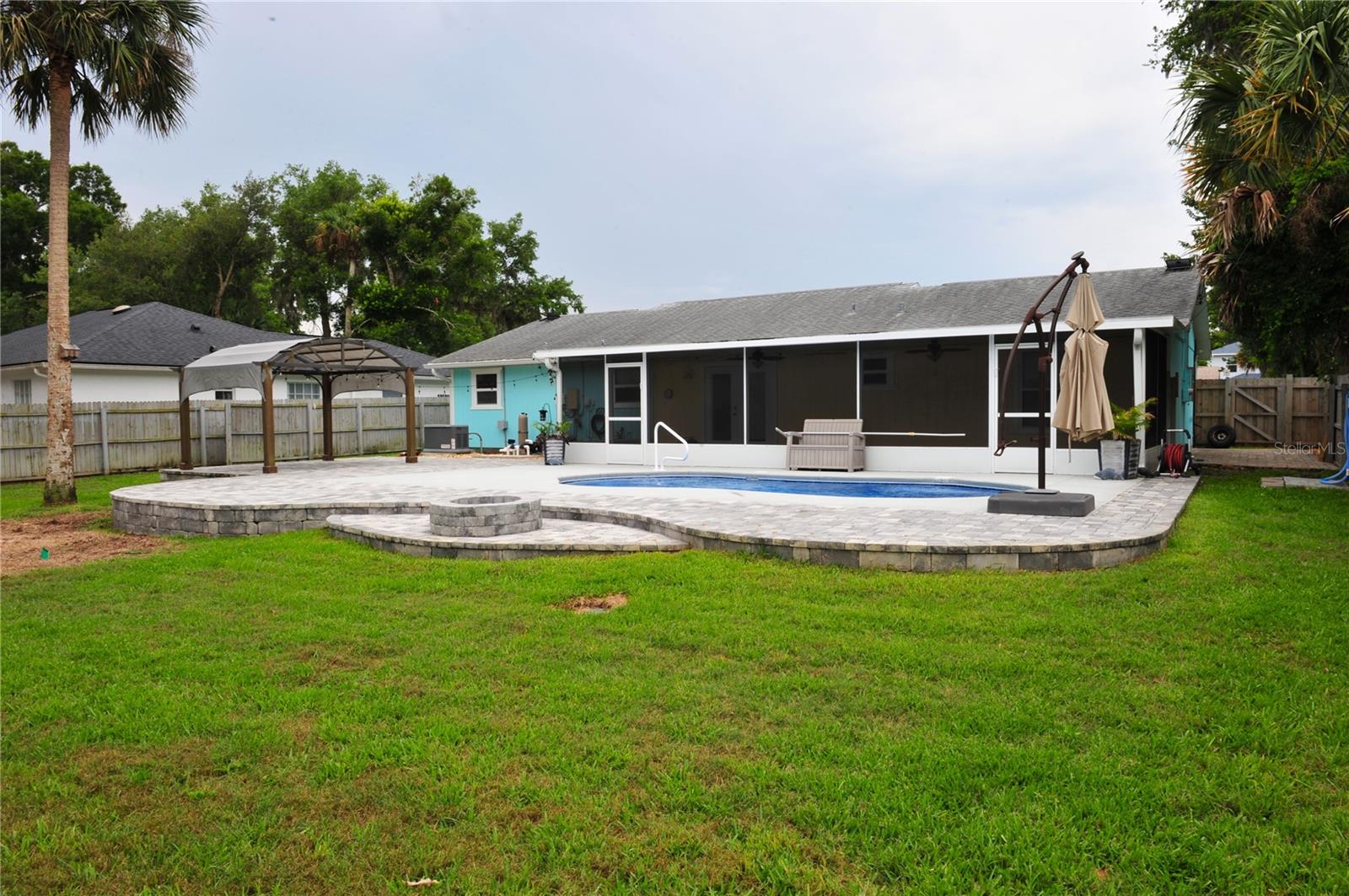 Image 36 of 38 For 1313 Queen Palm Drive
