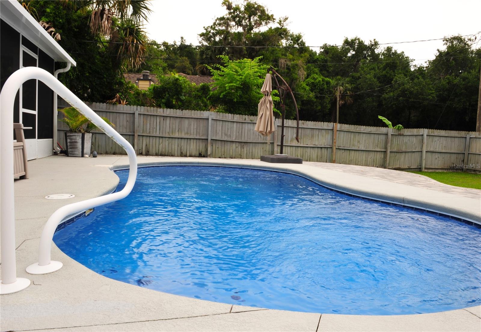 Image 37 of 38 For 1313 Queen Palm Drive