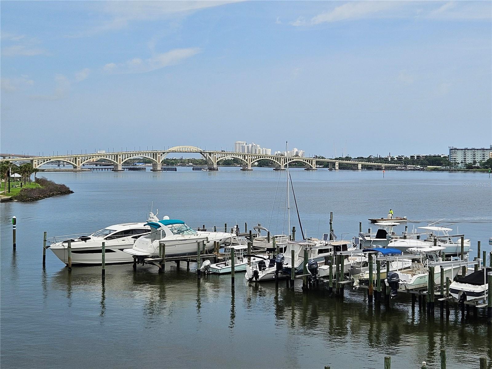 Image 16 of 26 For 632 Marina Point Drive 6320