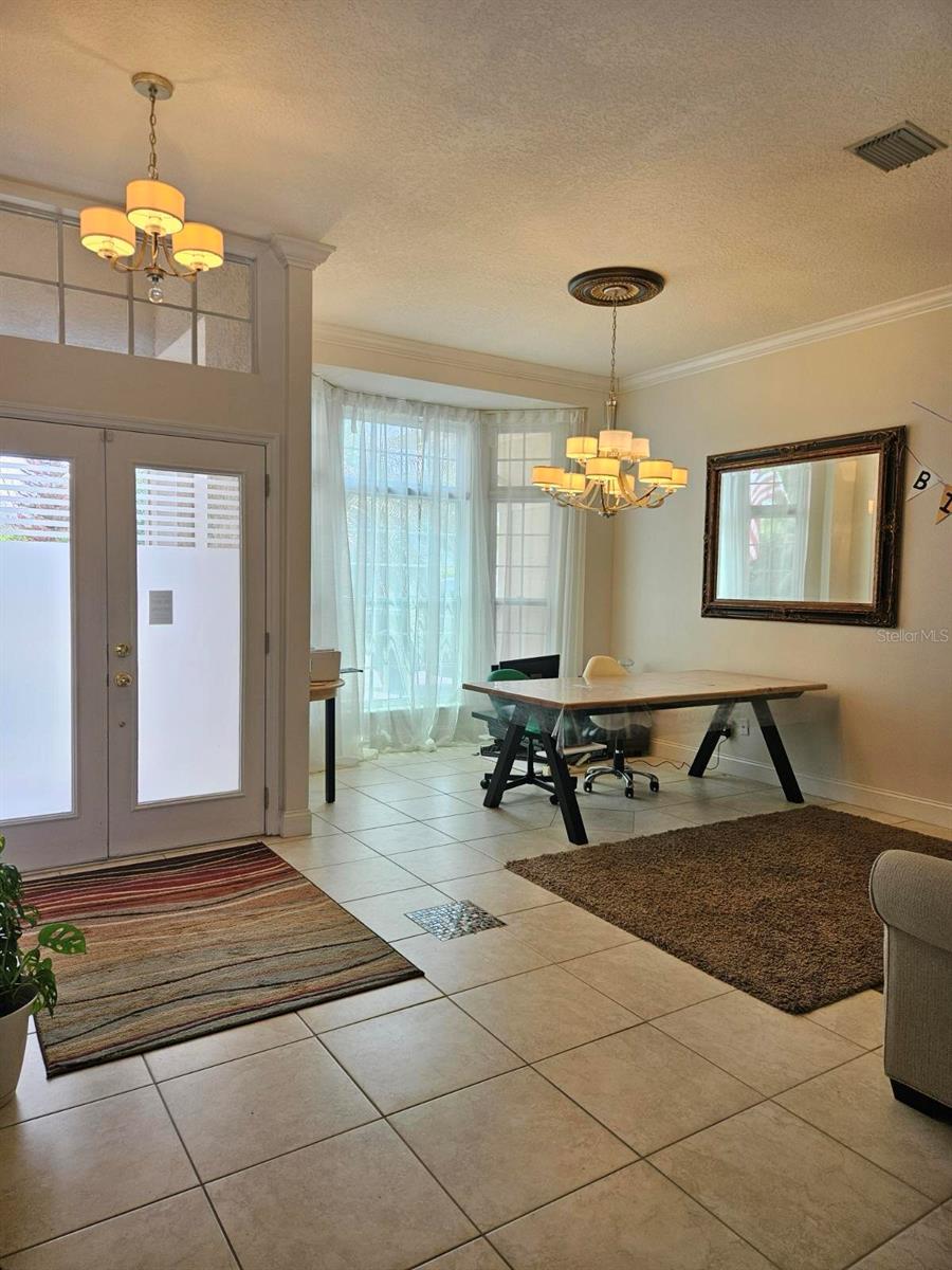 Image 2 of 14 For 1507 Carillon Park Drive