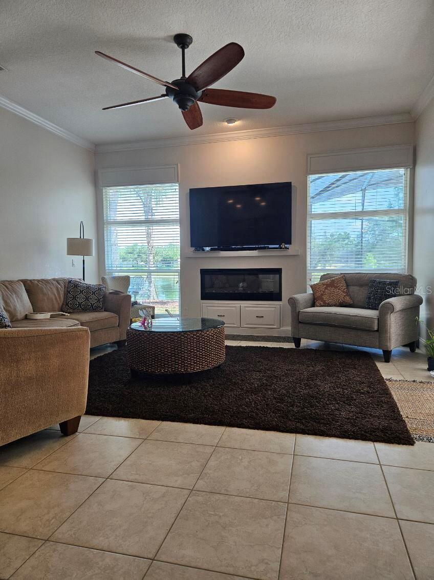 Image 6 of 14 For 1507 Carillon Park Drive