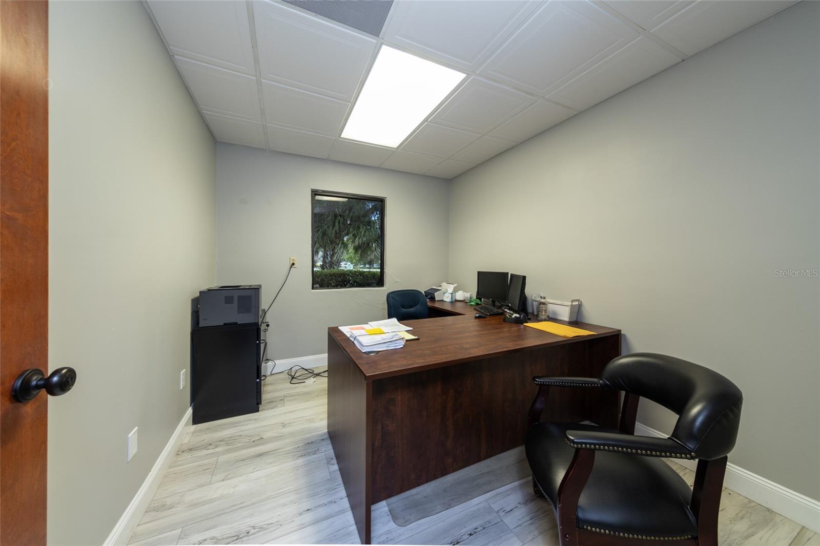 Image 23 of 42 For 26 Office Park Drive