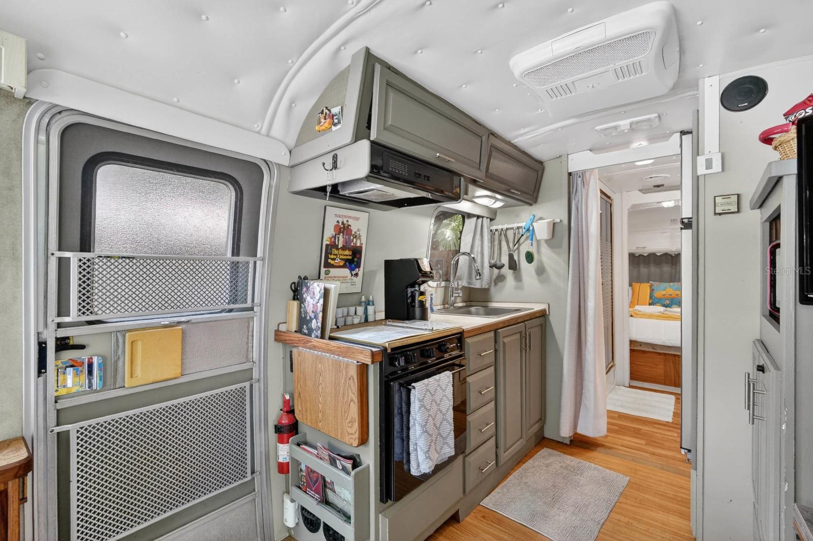 Image 70 of 92 For 1551 Masters Drive