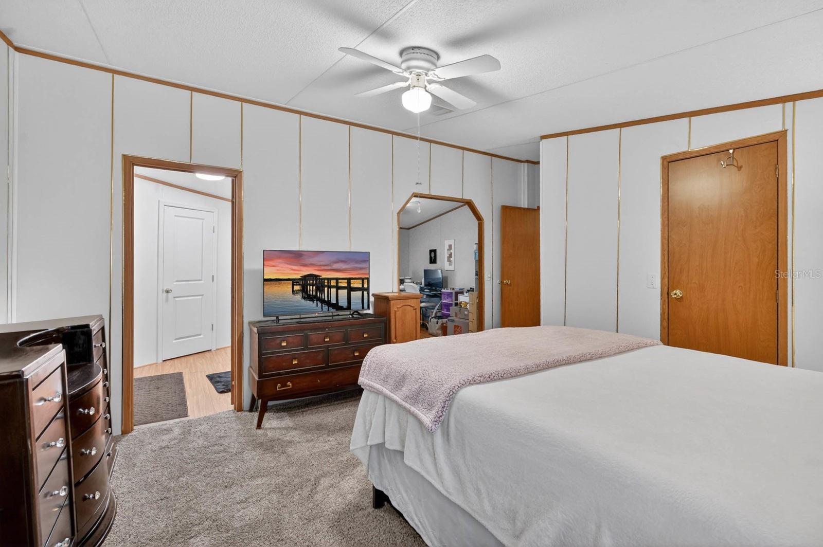 Image 16 of 43 For 101 Coleman Place