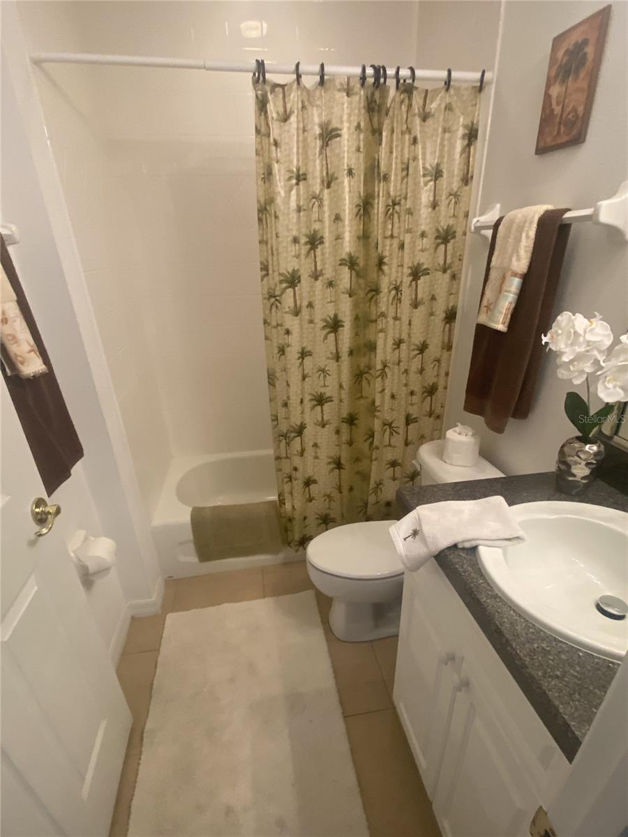 Image 20 of 42 For 5300 Atlantic Avenue 3502